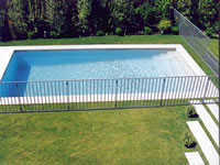 06_jacuzzi.jpg (97,047 bytes)